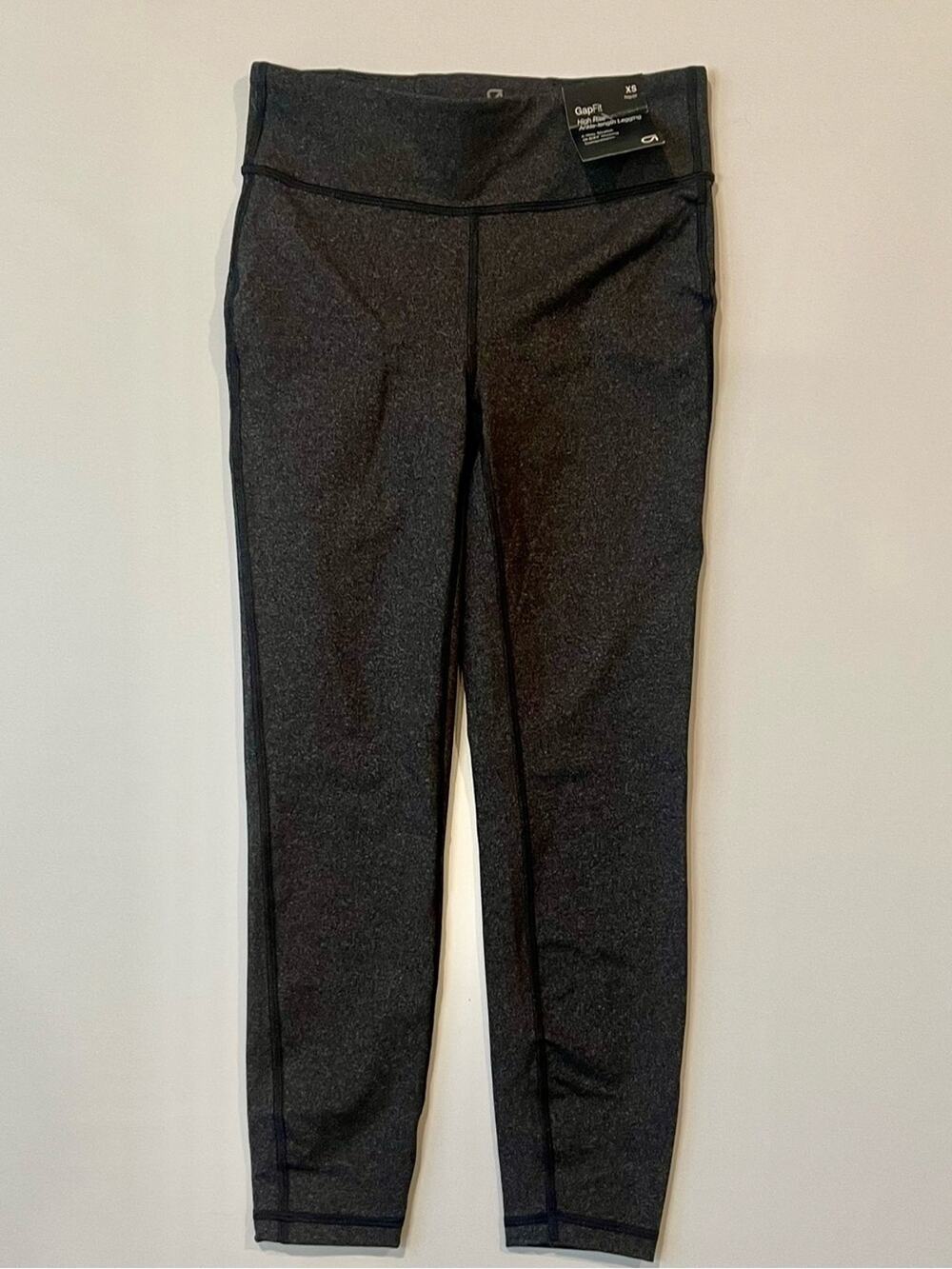 GapFit Sport Compression 7/8 Leggings - Women's XS - NWT